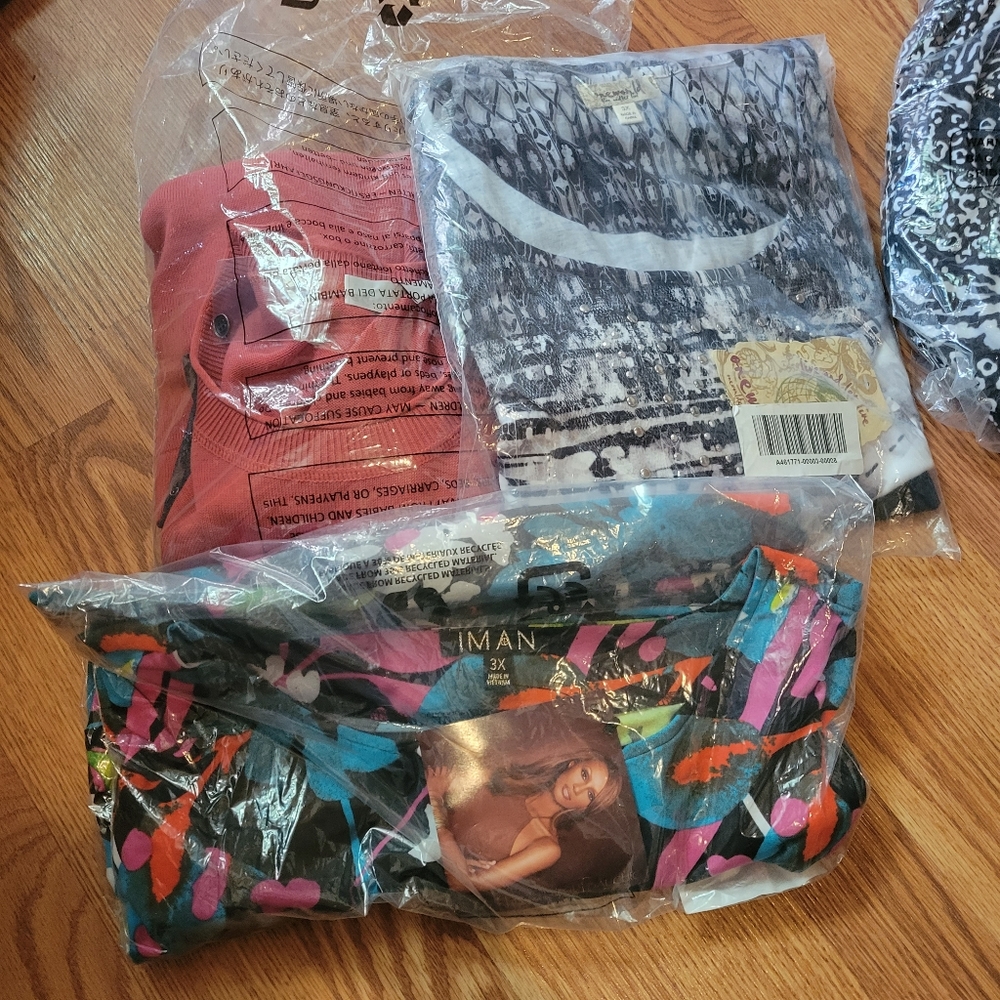 Womens tops